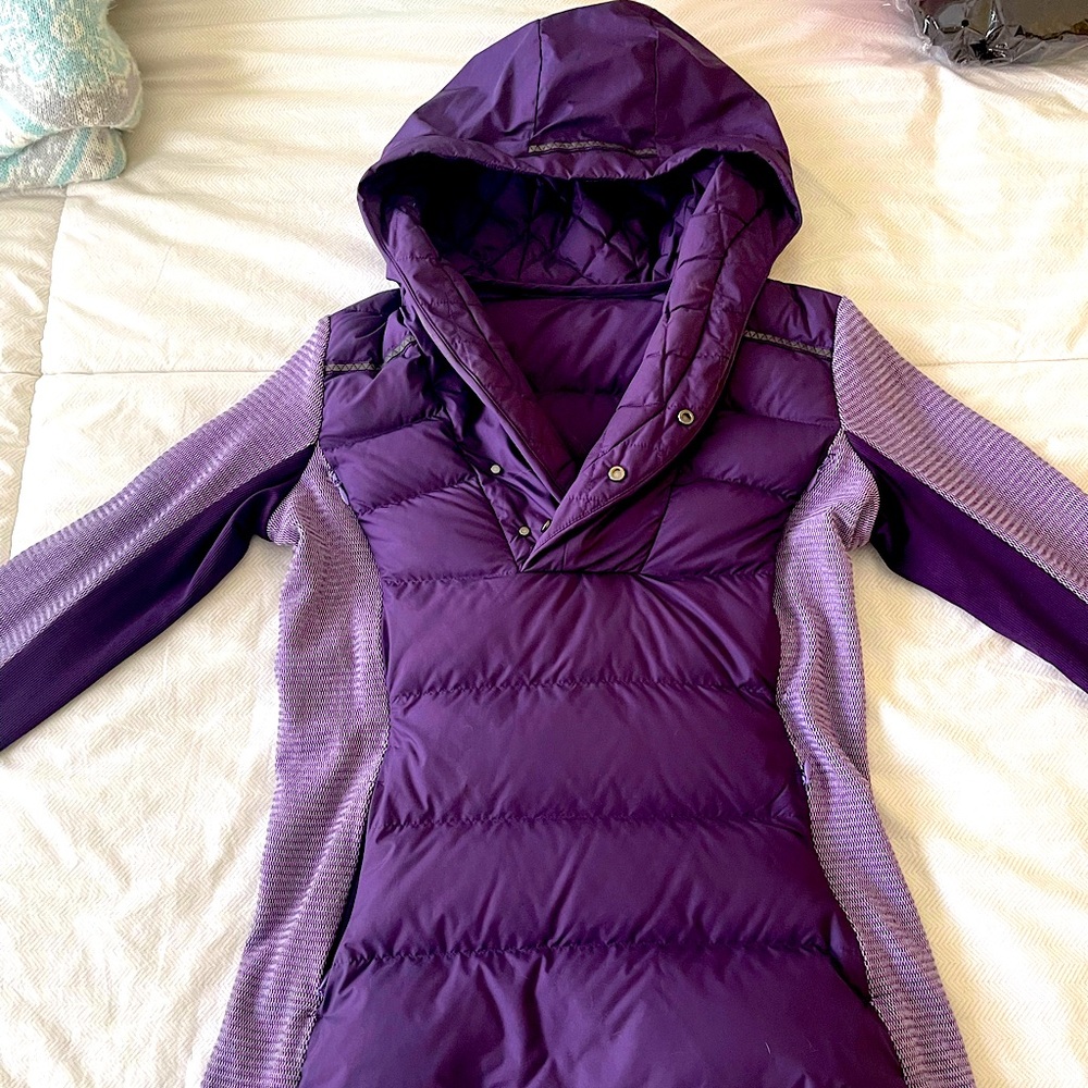 Lululemon puffy pullover